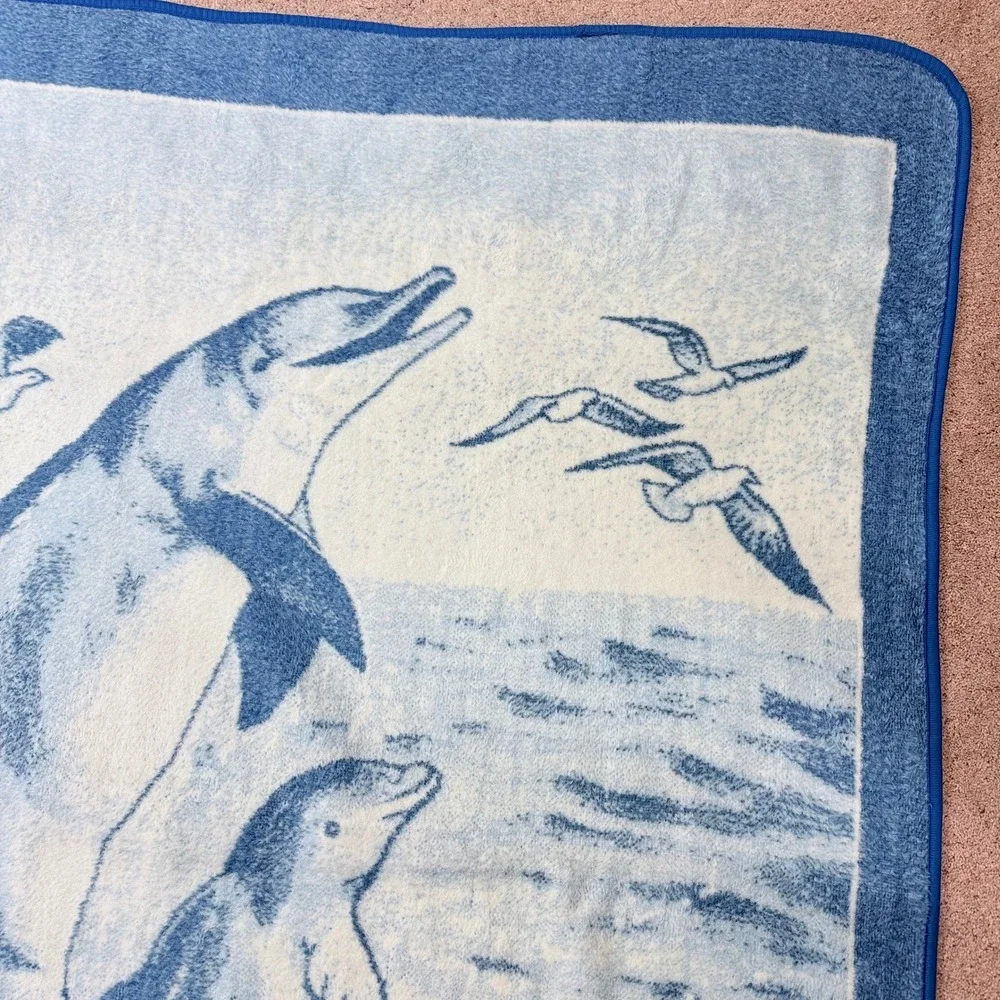San Marcos Dolphin Blanket Vintage Blue White Reversible 86x65 Plush Ocean Birds